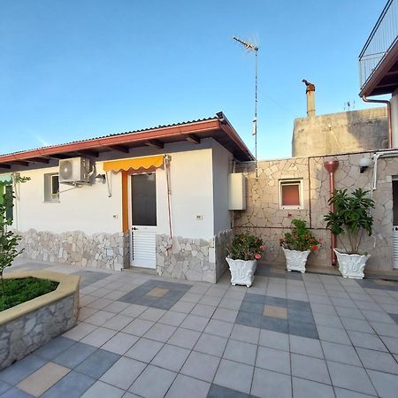 Oltremare Hotel Vignacastrisi Exterior photo