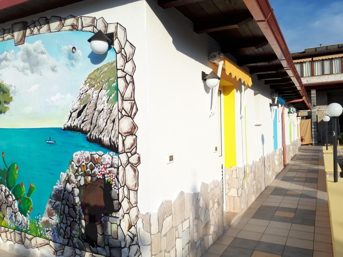 Oltremare Hotel Vignacastrisi Exterior photo